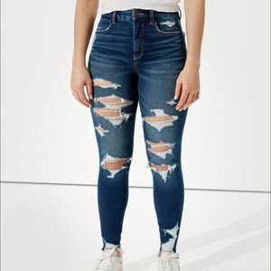 AE Dream Ripped Curvy High-Waisted Jegging